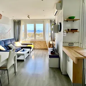 Espectacular Junto Al Mar, Con Piscina En , Málaga España